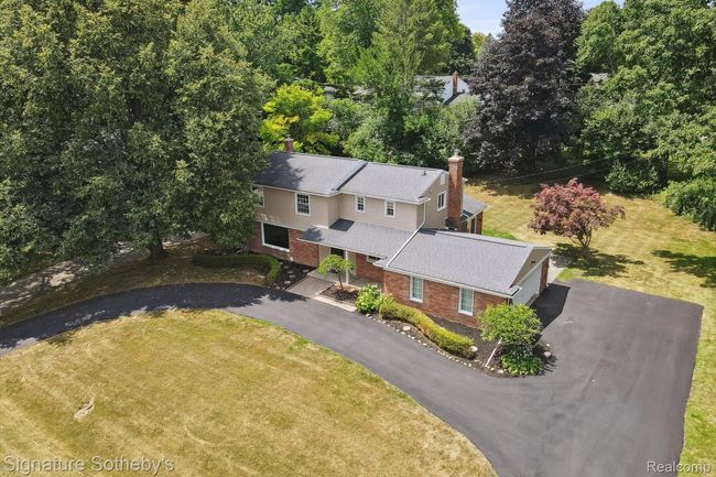 38-2200-Brenthaven-Dr-Bloomfield-Hills-MI-48304-WindowStill-02.jpg | Image 41