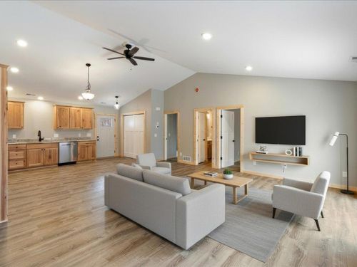 31687 Summer Dr, Breezy Point, MN, 56472-3847 | Card Image