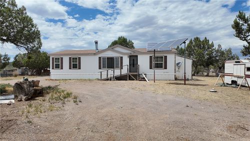 44050 W Fort Rock Rd, Seligman, AZ, 86337-5092 | Card Image