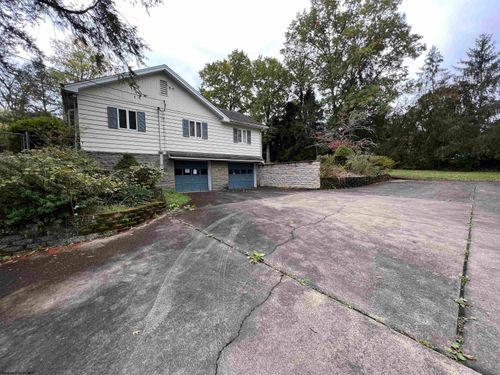 3329 Collins Ferry Rd, Morgantown, WV, 26505-2301 | Card Image