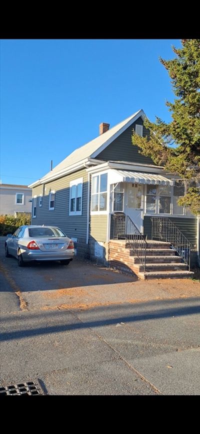 80 Pitcairn St, House other with 2 bedrooms, 1 bathrooms and 2 parking in Revere MA | Image 1