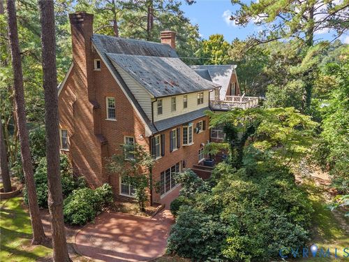 701 E Maryland Ave, Crewe, VA, 23930-2100 | Card Image