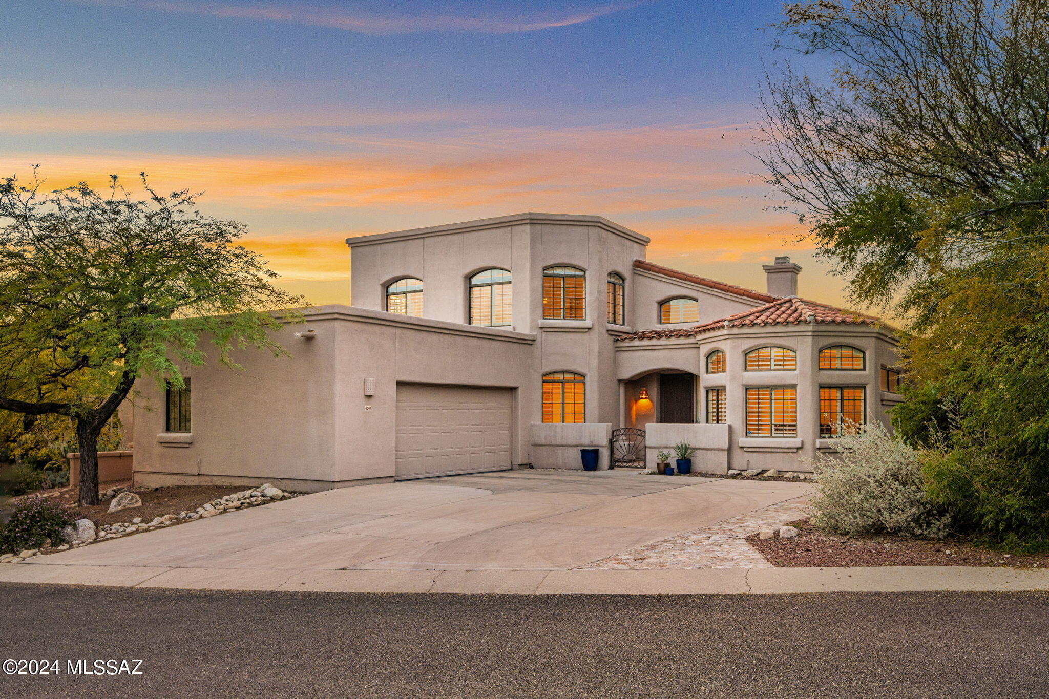 Calle Del Venado , Tucson, AZ 85718