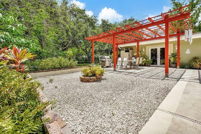 6551 Sw 126 Th St, House other with 5 bedrooms, 3 bathrooms and null parking in Pinecrest FL | Image 34
