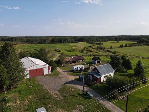 9661 Zim Rd, Zim, MN, 55738-8161 | Card Image