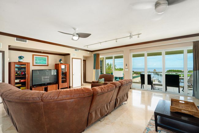 Living room | Image 7