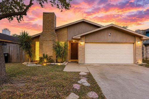2721 Allencrest Dr, Corpus Christi, TX, 78415-5659 | Card Image