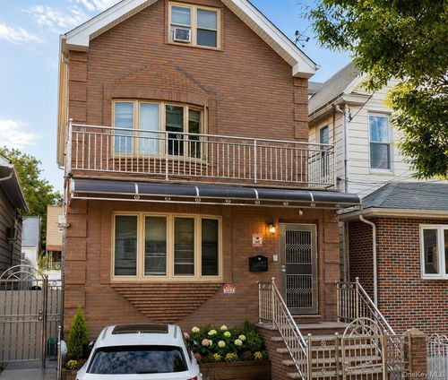 111-33 42nd Ave, Corona, NY, 11368-2646 | Card Image