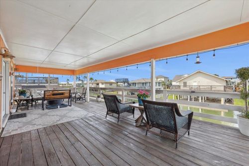 22922 Lunes Street, Galveston, TX, 77554 | Card Image