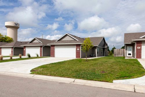 8021-8019-8021 E 34th St S, Wichita, KS, 67210 | Card Image
