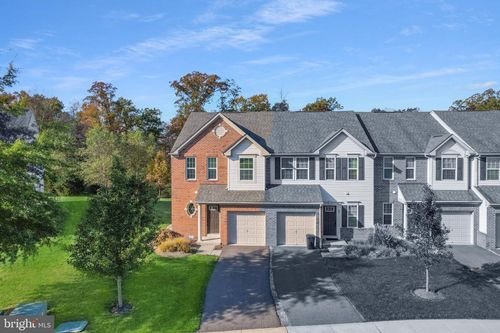 90 Sundance Dr, Hamilton, NJ, 08619-3967 | Card Image