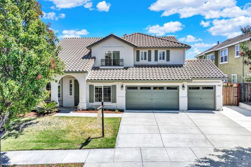 4941 Paramount Way, Fairfield, CA, 94534-6447 | Card Image