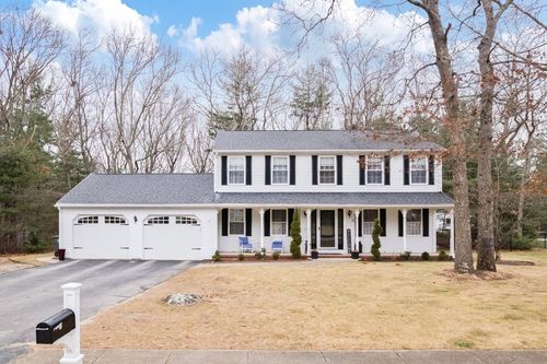 5 Tamarack Trl, Coventry, RI, 02816-6460 | Card Image