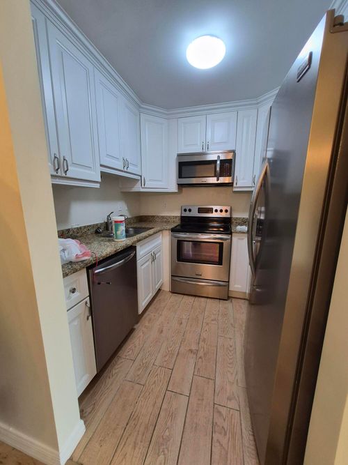 27 Easthampton B, West Palm Beach, FL, 33417-1905 | Card Image