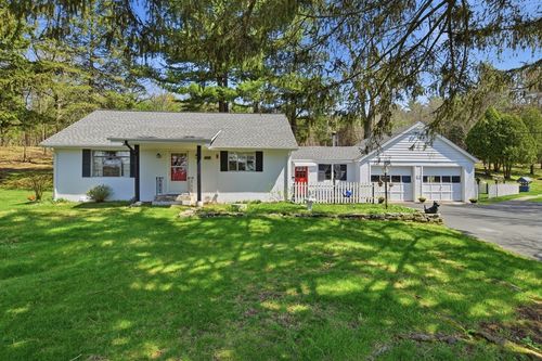 61 Beech St, Palmer, MA, 01069 | Card Image