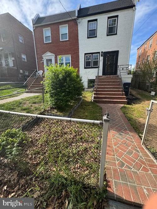 407 Xenia St Se, WASHINGTON, DC, 20032-3723 | Card Image