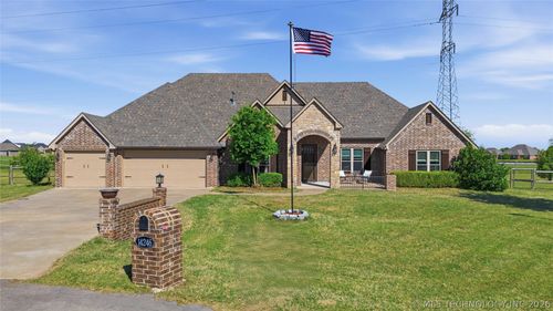 14246 S Avenue E, Collinsville, OK, 74021 | Card Image