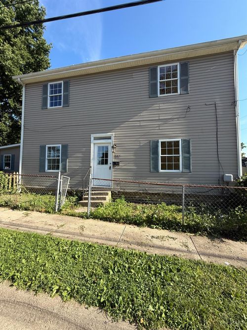 220 N Cherry St, Lebanon, OH, 45036-1820 | Card Image