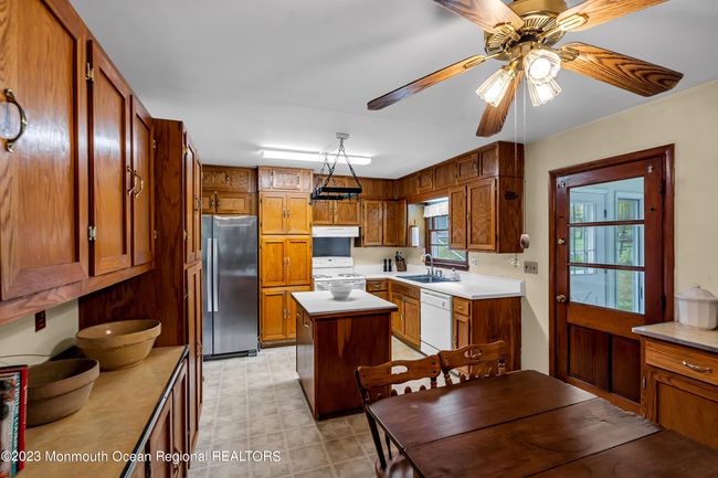 521 Ely Harmony Rd, House other with 4 bedrooms, 2 bathrooms and null parking in MILLSTONE TOWNSHIP NJ | Image 15