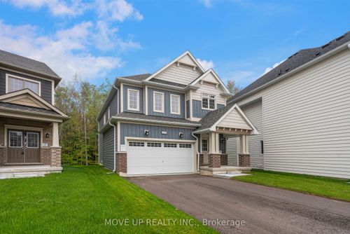 365 Beechwood Forest Lane, Gravenhurst, ON, P1P0H8 | Card Image