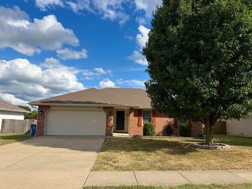 900 S Natalie Ave, Springfield, MO, 65802-9701 | Card Image
