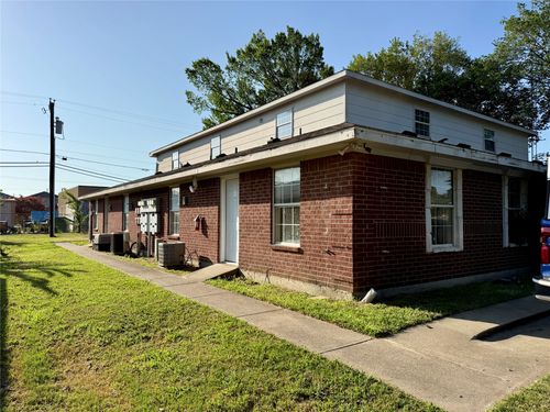 222 N N Sixth Street, Wills Point, TX, 75169 | Card Image