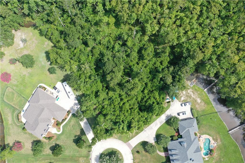 247 Highland Bluff Dr, Slidell, LA 70461