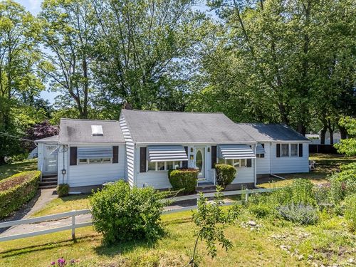 21 South Ave, Taunton, MA, 02780-2523 | Card Image