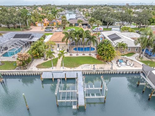 4200 46th Ave, ST PETERSBURG, FL, 33711-4448 | Card Image