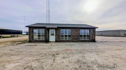 2416 4th Ave W, Spencer, IA, 51301-2202 | Card Image