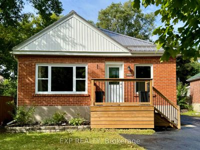 965 Noble Pl, House other with 3 bedrooms, 2 bathrooms and 8 parking in Peterborough ON | Image 1