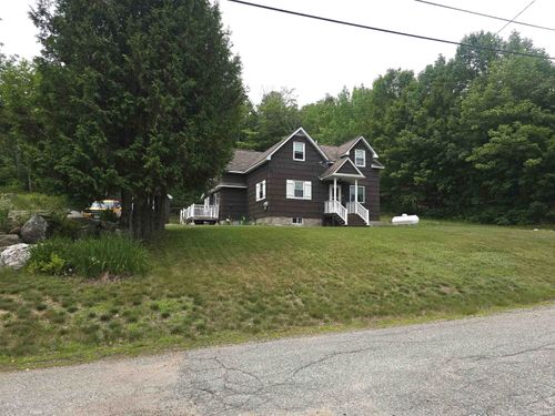 99 Wentworth Ave, Berlin, NH, 03570-1011 | Card Image