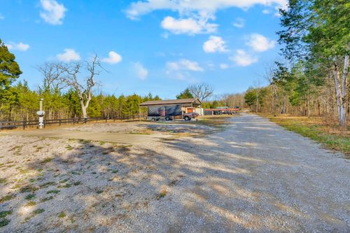 905 Chapel Hill Pike, Eagleville, TN, 37060-4606 | Card Image