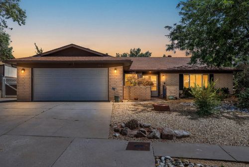 9412 Lona Ln Ne, Albuquerque, NM, 87111-1623 | Card Image