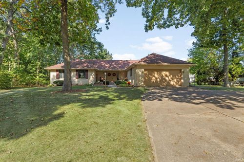51401 Hunters Crossing Ct, Granger, IN, 46530-8856 | Card Image