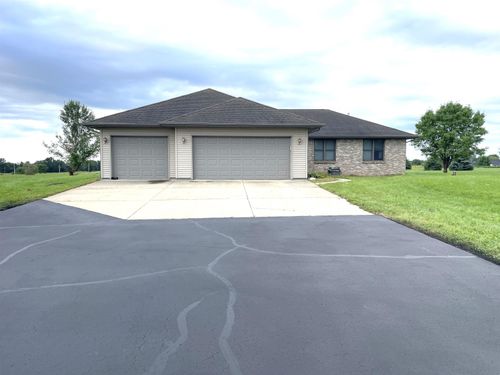 N5585 Shea Lane, Albany, WI, 53502 | Card Image
