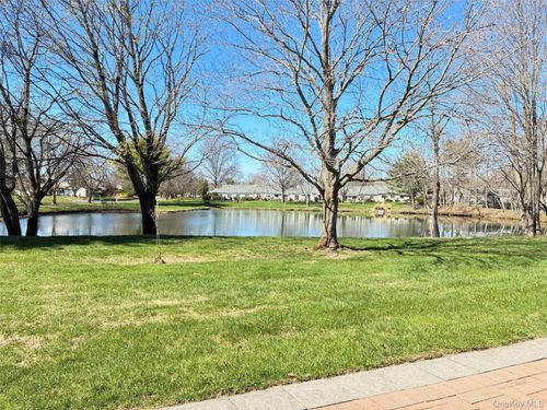 707 Bentley Ct, Saint James, NY, 11780-3324 | Card Image