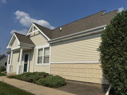 2558-2558 Grant Park Ct, Crest Hill, IL, 60403-9342 | Card Image