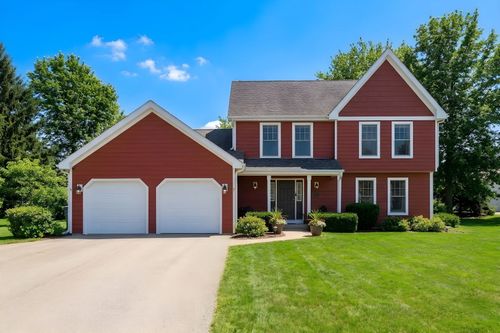 11N215 Capulet Cir, Elgin, IL, 60124-8107 | Card Image