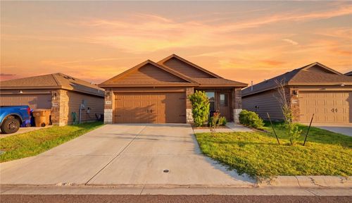 7609 Bullrider Dr, Corpus Christi, TX, 78414-1345 | Card Image