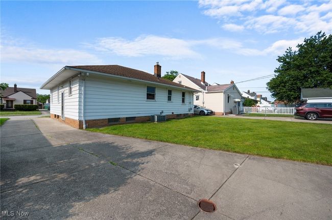 1718 Marietta Ave, House other with 3 bedrooms, 1 bathrooms and null parking in Parma OH | Image 27