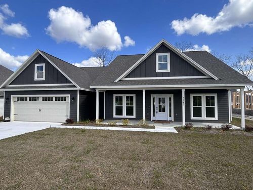 5047 Hatfield Cir, Hahira, GA, 31632-1298 | Card Image