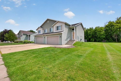 722 3rd St Ne, Byron, MN, 55920-1546 | Card Image