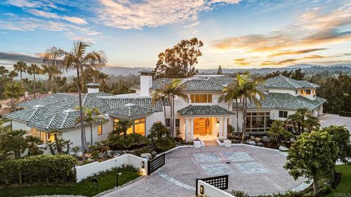 7888 Muirfield Way, Rancho Santa Fe, CA, 92067-9528 | Card Image