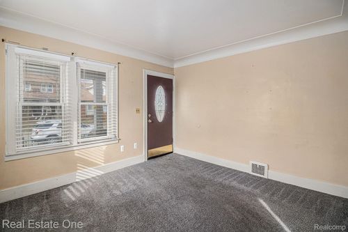 18666 Reed St, Melvindale, MI, 48122-1588 | Card Image