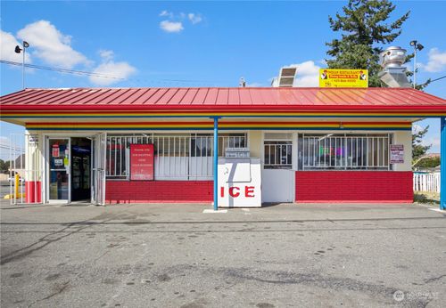 1331 S 2nd St, Mount Vernon, WA, 98273-4803 | Card Image