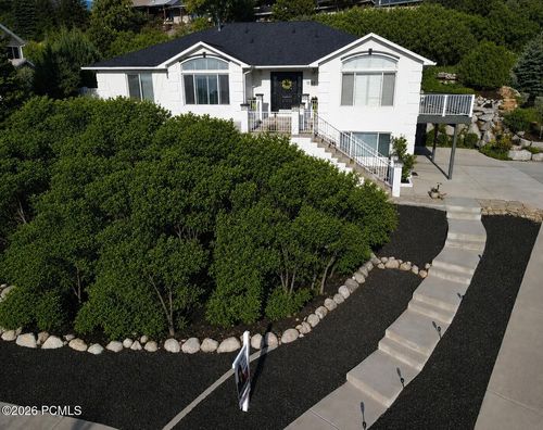 10193 S Majestic Canyon Rd, Sandy, UT, 84092-4521 | Card Image