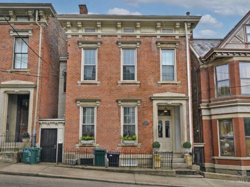 521 Liberty Hl, Cincinnati, OH, 45202-6844 | Card Image