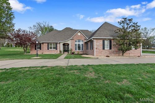 2010 Chesapeake Ave, Cape Girardeau, MO, 63701-2561 | Card Image