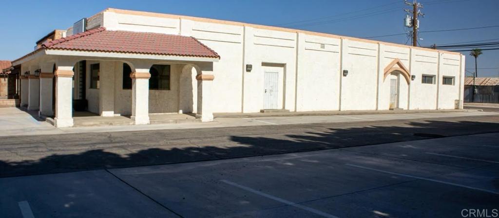 Commercial Sale in Blythe 3